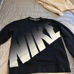 Men’s Nike Sweatshirt